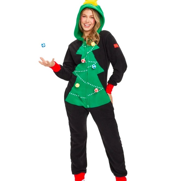 Unisex’s CHRISTMAS TREE TOSS GAME JUMPSUIT - Picture 2 of 5